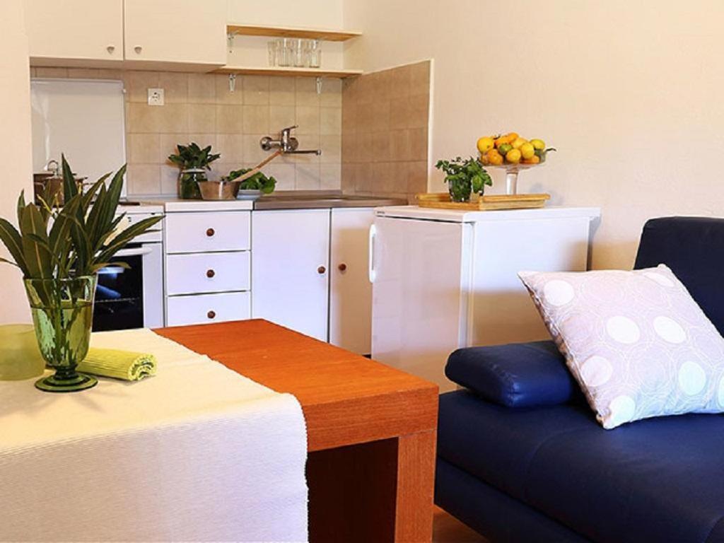 Apartmani Nila Sveta Nedelja  Room photo